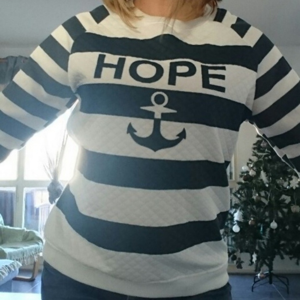 💐 HOPE Sweater 💐 - Picture 5 of 5